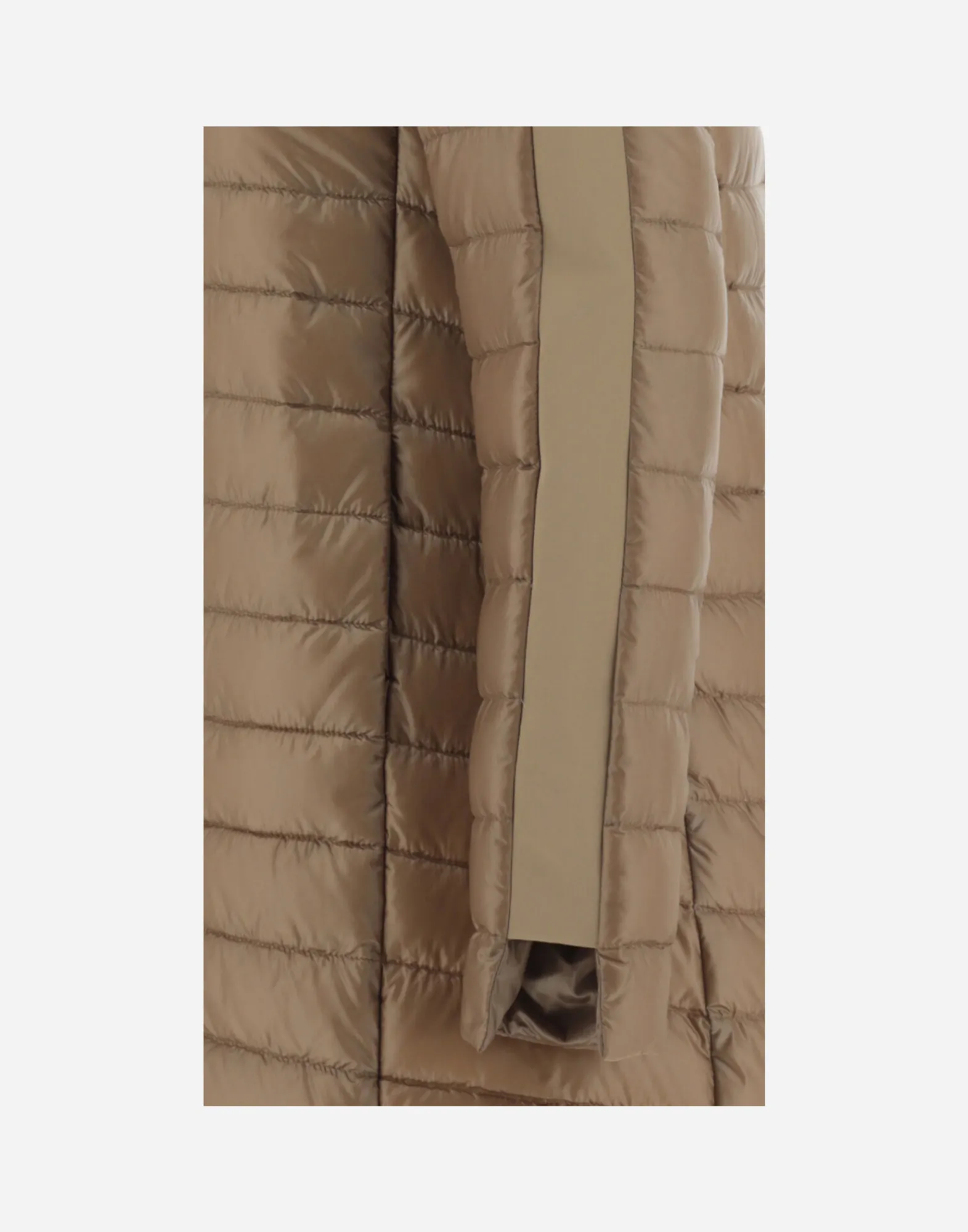 Herno Lange Daunenjacken-A-Form-Jacke Aus Nylon Ultralight Mit Shantung Details