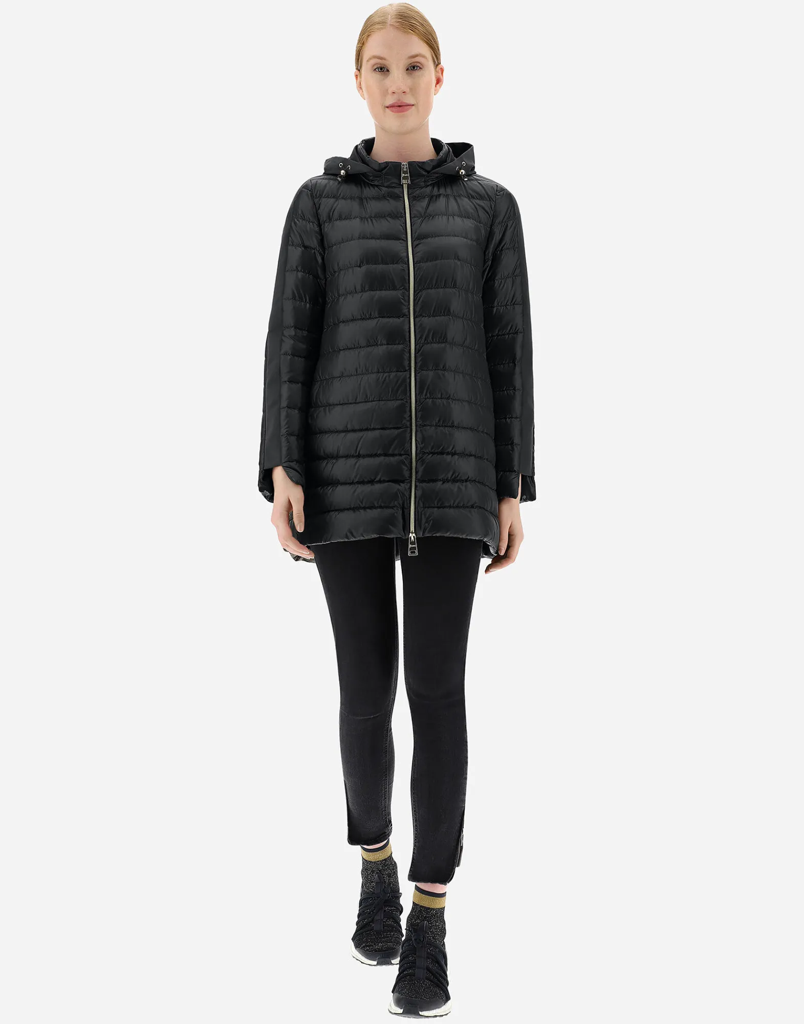 Herno Lange Daunenjacken-A-Form-Jacke Aus Nylon Ultralight Mit Shantung Details