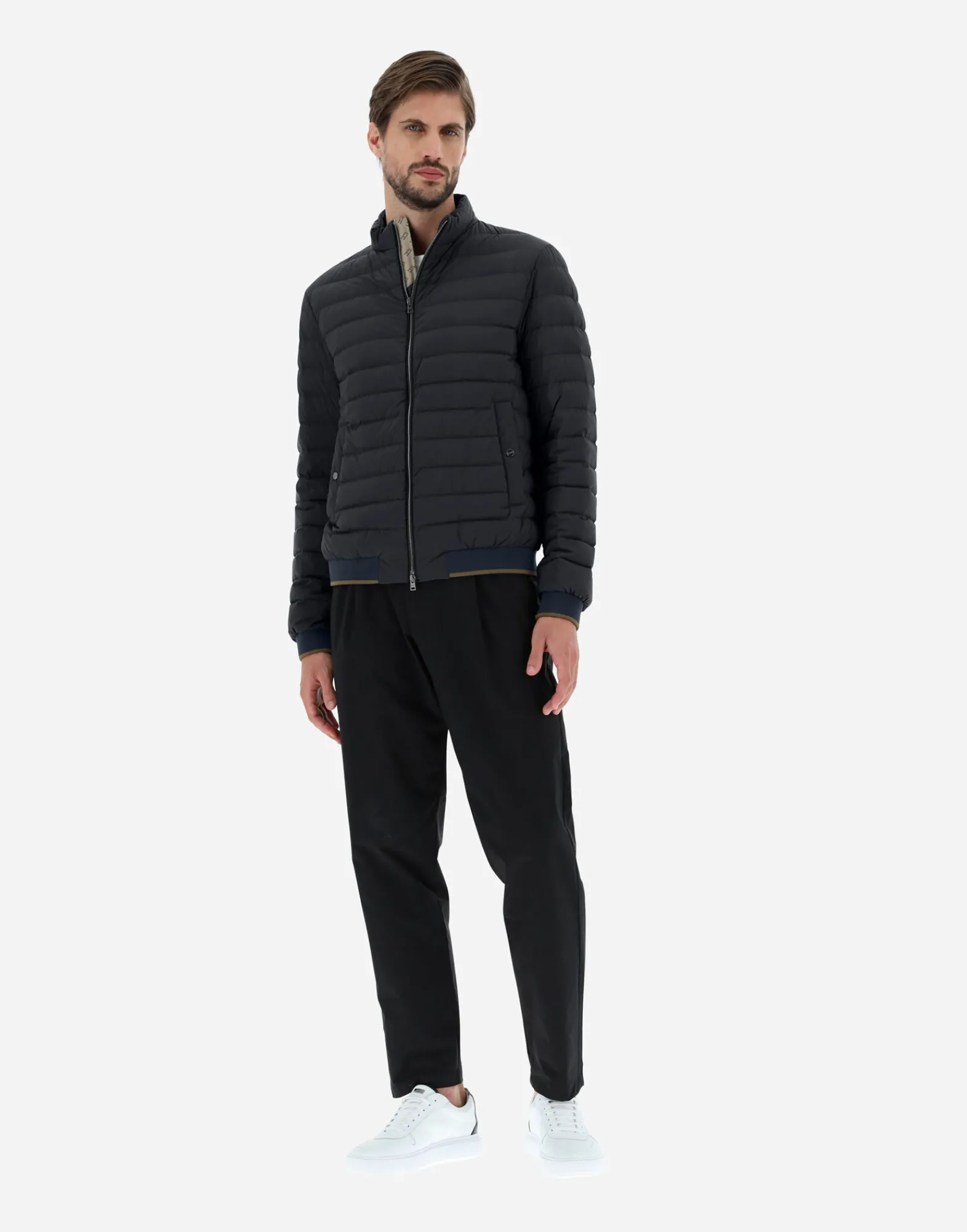 Herno Kurze Daunenjacken-Bomberjacke Aus Nuage Mit Details Aus Monogram