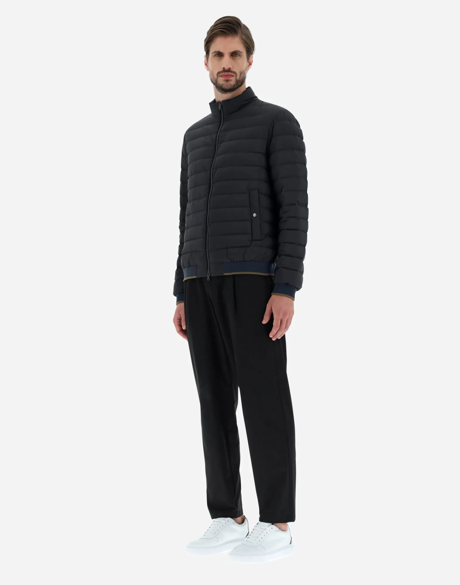 Herno Kurze Daunenjacken-Bomberjacke Aus Nuage Mit Details Aus Monogram