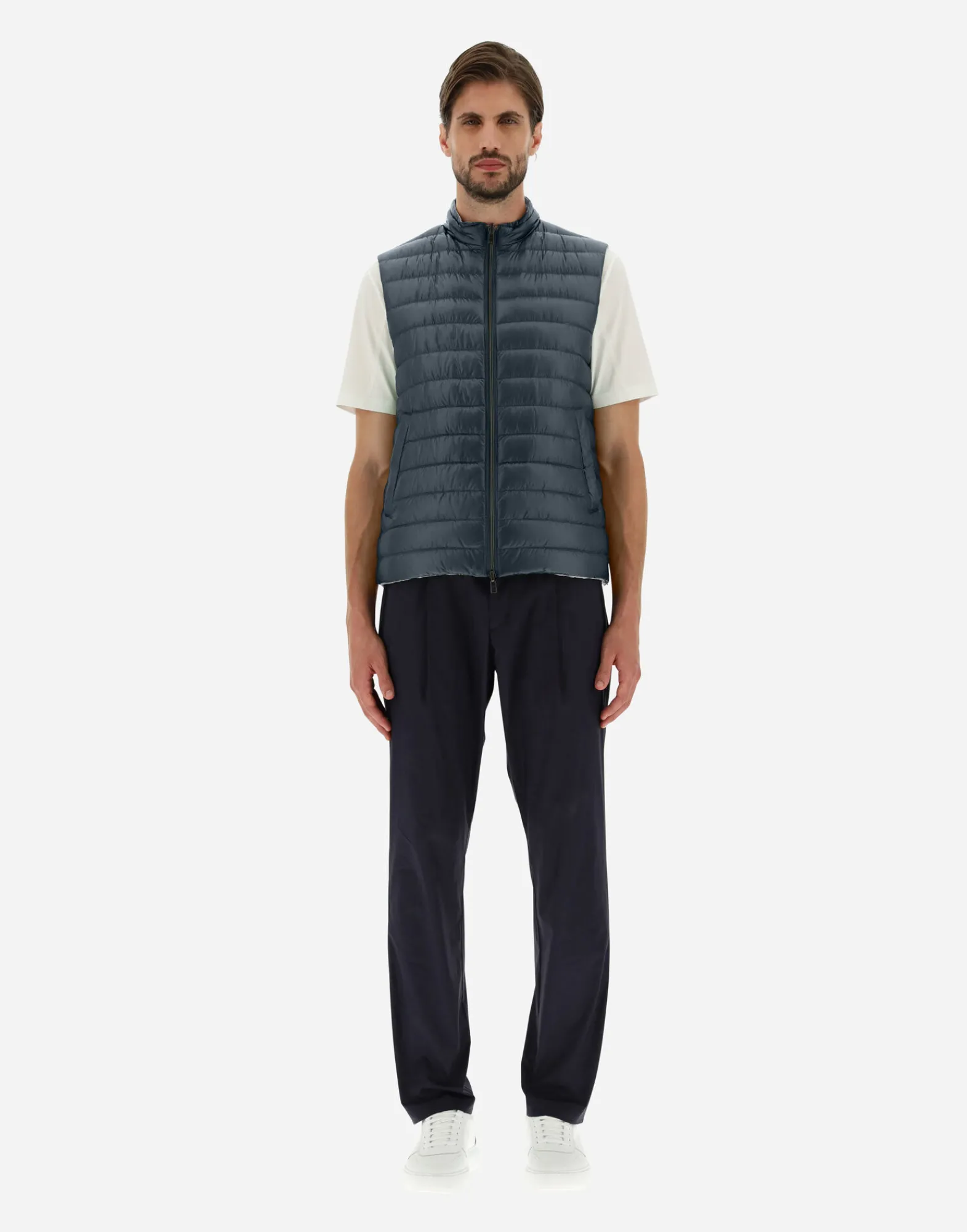 Herno Kurze Daunenjacken-Wendbare, Zweifarbige Weste Aus Nylon Ultralight